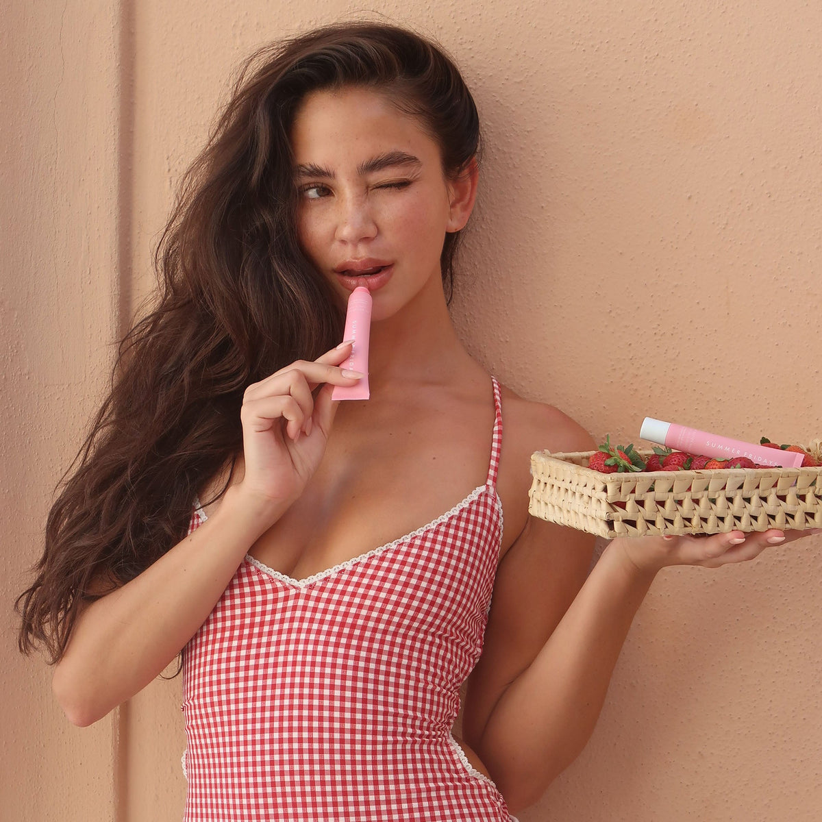 lip-butter-balm-strawberry-soft-serve-r9 LBBStrawberrySoftServe-Cristina.jpg