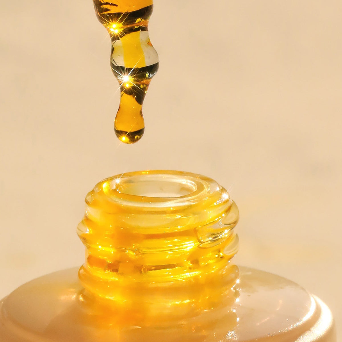 heavenly-sixteen-all-in-one-face-oil-r1 PDP-Heavenly-Sixteen-Supplemental-3.jpg