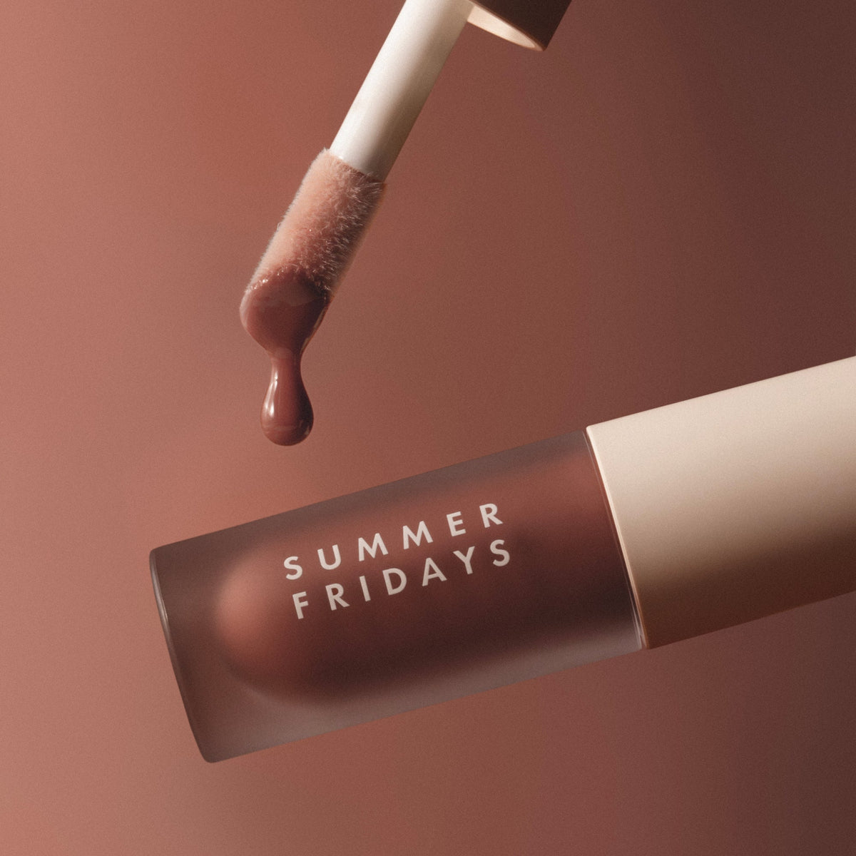 dream-lip-oil-warm-beige-w6 PDP_DLO-WarmBeige-1.jpg